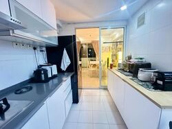 Golden Heights (D19), Apartment #636279521